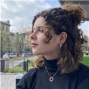 Studentessa al quarto anno di liceo classico offre lezioni per studenti delle medie e dei primi due anni di liceo